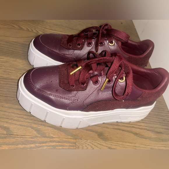 Puma Burgundy Red Mayze Stack Edgy Cord Platform Sneakers women’s size 8 - Picture 13 of 13